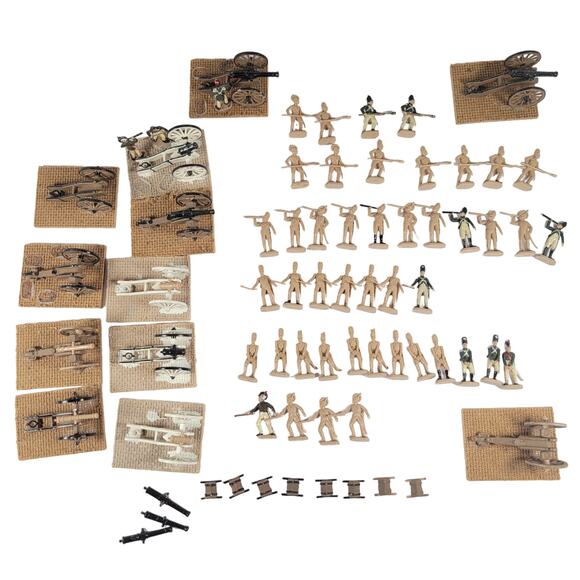 Vintage Military Miniature Toy Soldiers and Cannons Set 56+ Pieces - Picture 2 of 16